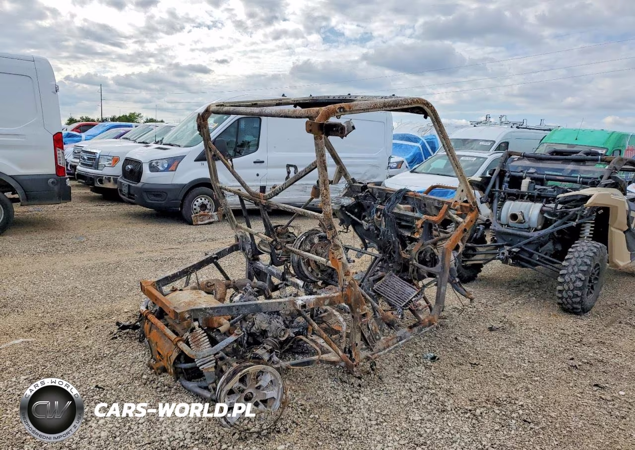 2025 Can-Am Defender Utility Vehicle VIN:3JBUVAX47SK003980 - 4
