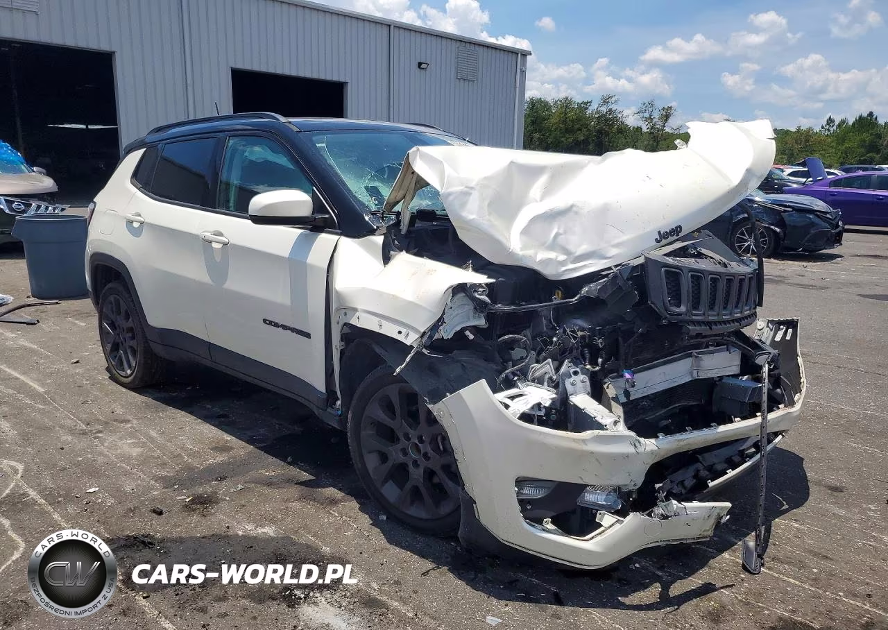 2019 Jeep Compass Limited VIN:3C4NJDCB4KT669966 - 4