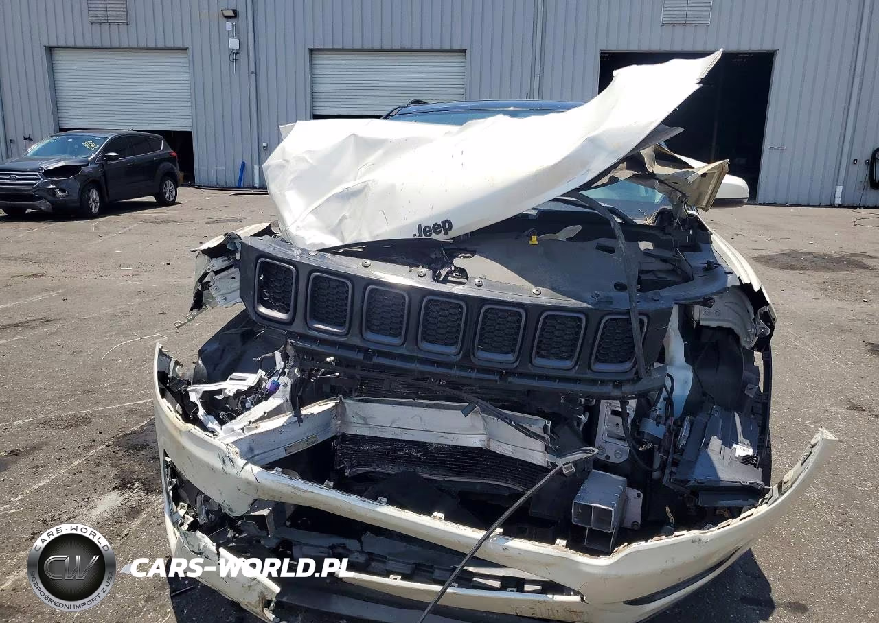2019 Jeep Compass Limited VIN:3C4NJDCB4KT669966 - 5