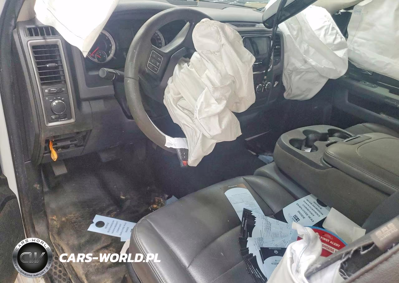 2019 Ram 1500 Classic Tradesman VIN:3C6JR6DG8KG722486 - 8