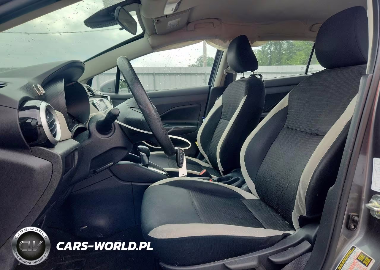 2020 Nissan Versa Sv VIN:3N1CN8EV9LL879803 - 7