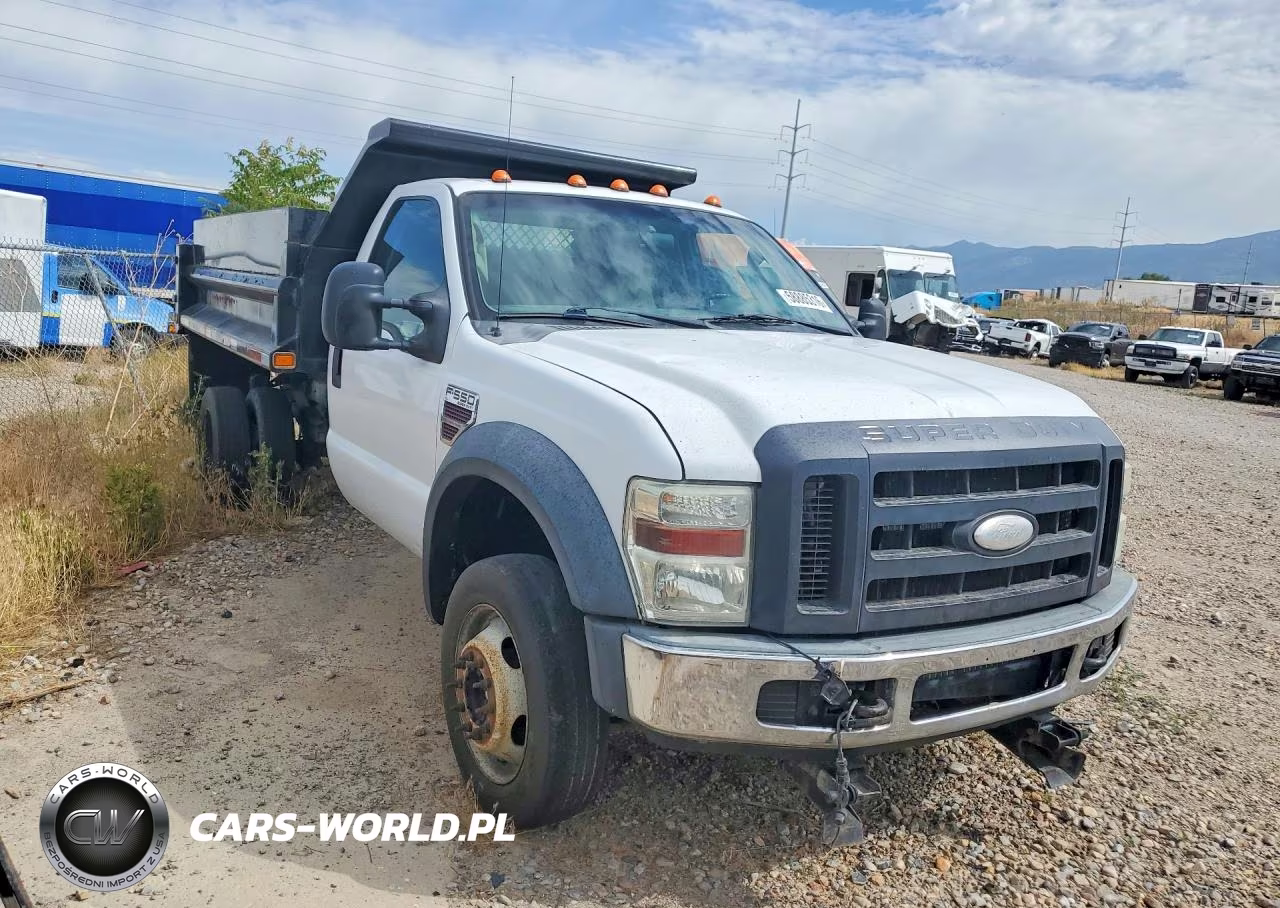 2008 Ford F550 Super Duty VIN:1FDAF57R08EB01702 - 4