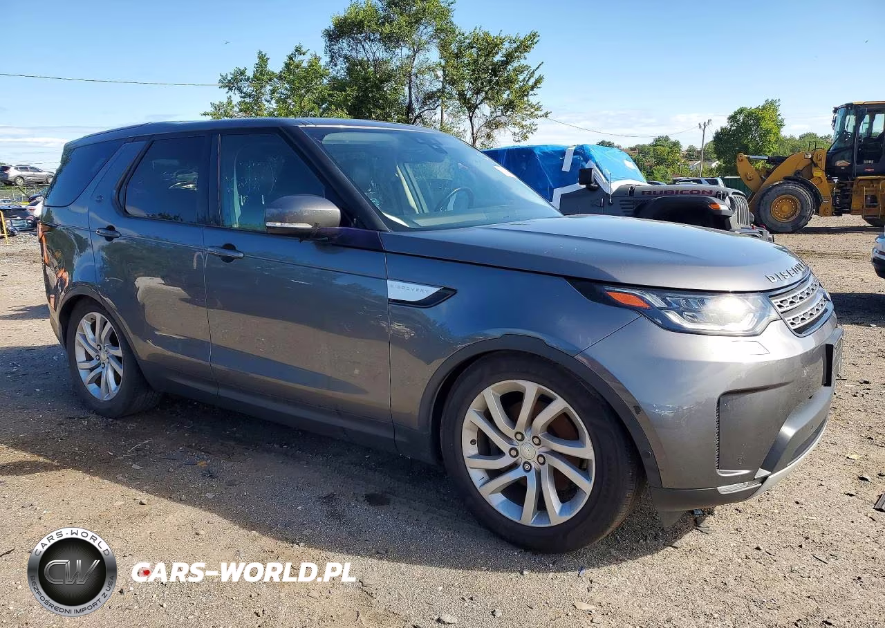 2018 Land Rover Discovery Hse VIN:SALRR2RK2JA063232 - 4