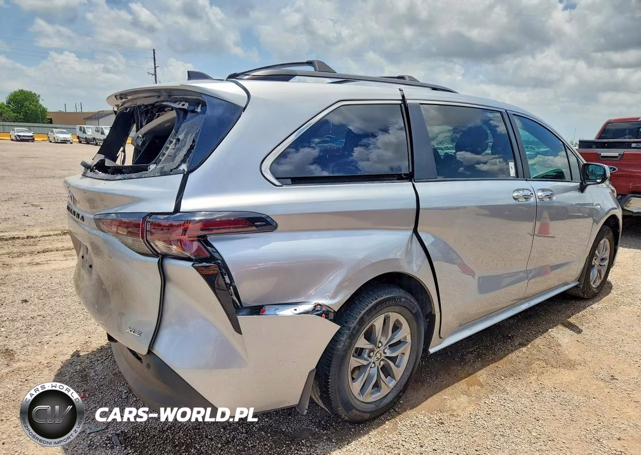 2025 Toyota Sienna Xle 8-Passenger VIN:5TDJRKEC2SS275684 - 3