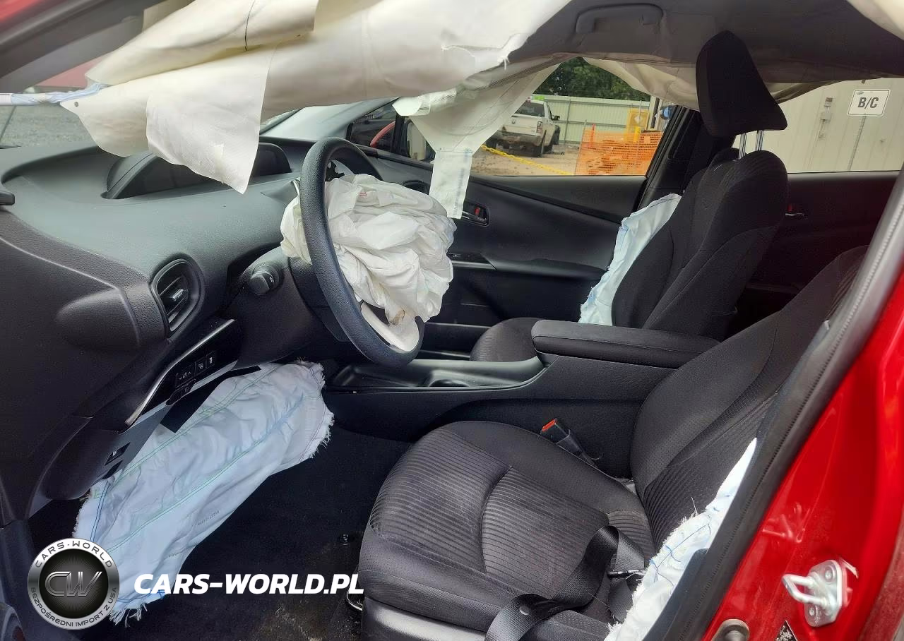 2018 Toyota Prius Two VIN:JTDKBRFU5J3071731 - 7