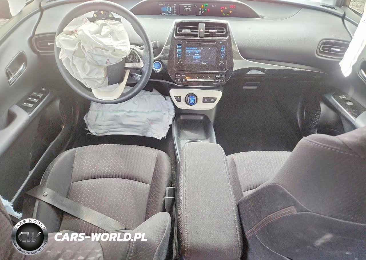 2018 Toyota Prius Two VIN:JTDKBRFU5J3071731 - 8