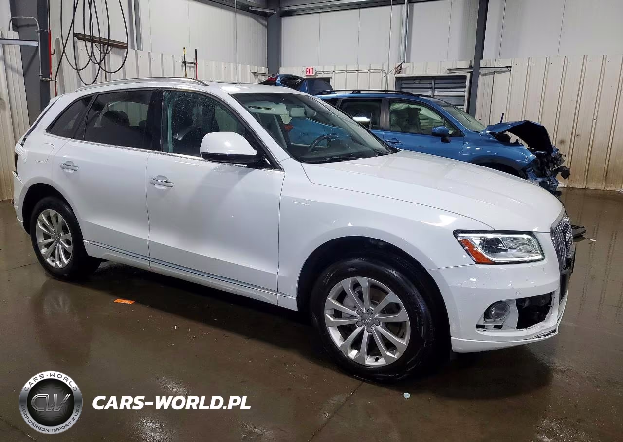 2016 Audi Q5 Premium Plus VIN:WA1L2AFP1GA138453 - 4