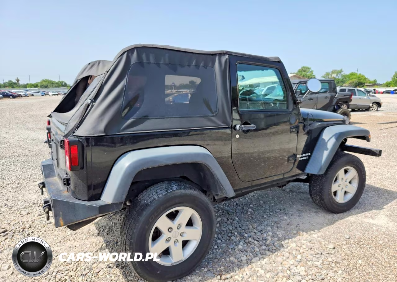 2013 Jeep Wrangler Sport VIN:1C4AJWAG1DL691494 - 3