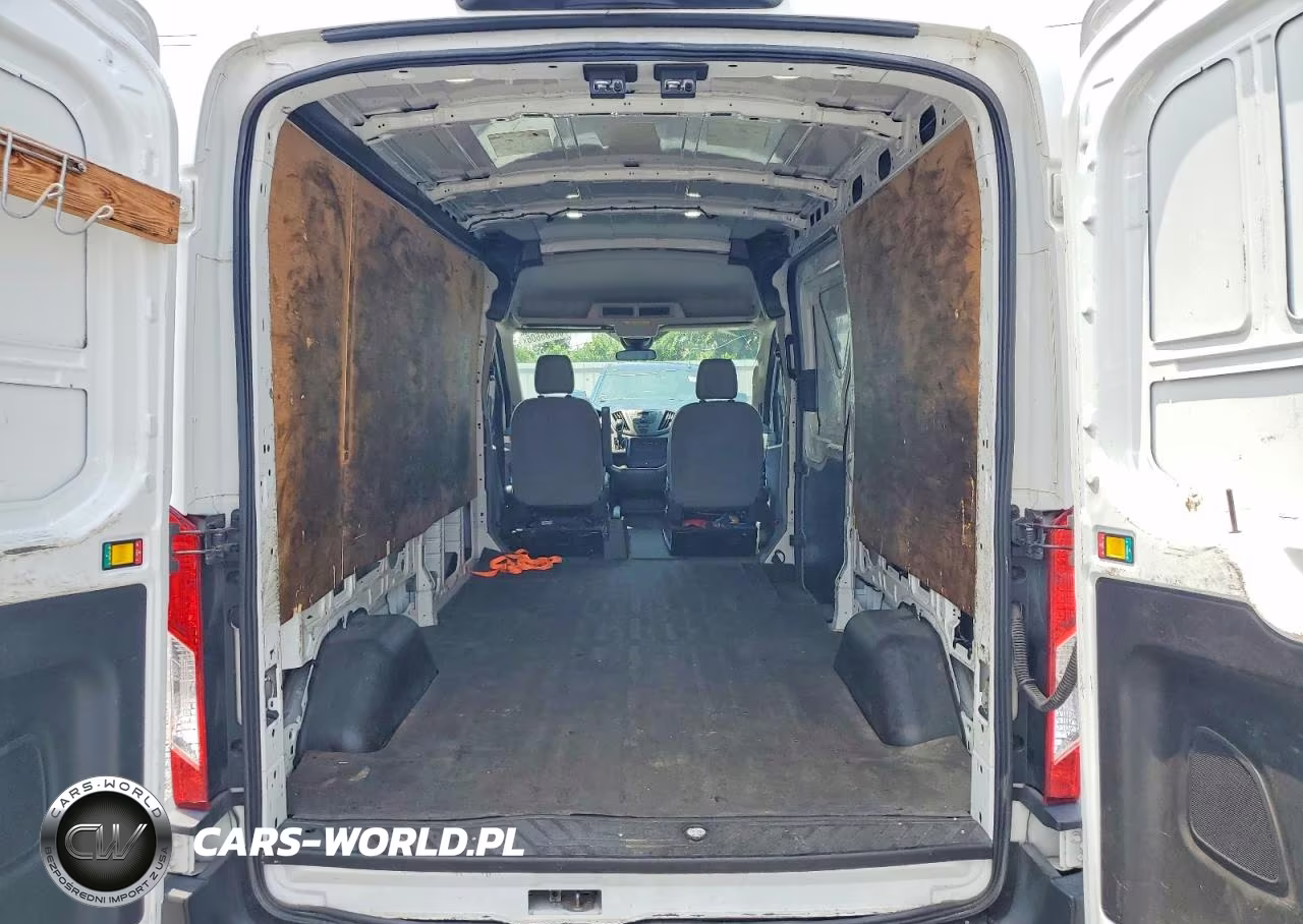 2019 Ford Transit T-250 Delivery Van VIN:1FTYR2CM1KKB37832 - 10