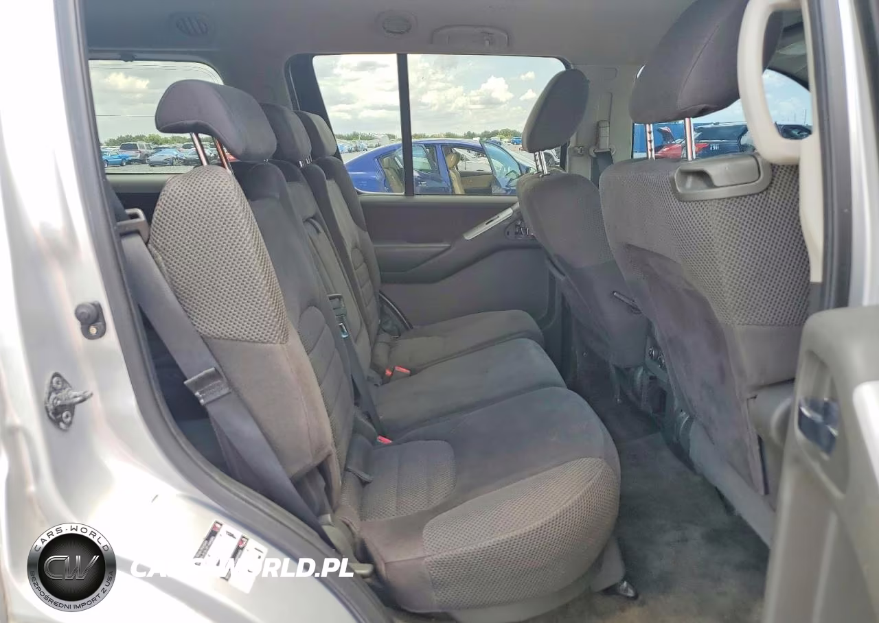 2011 Nissan Pathfinder S VIN:5N1AR1NN2BC605803 - 10