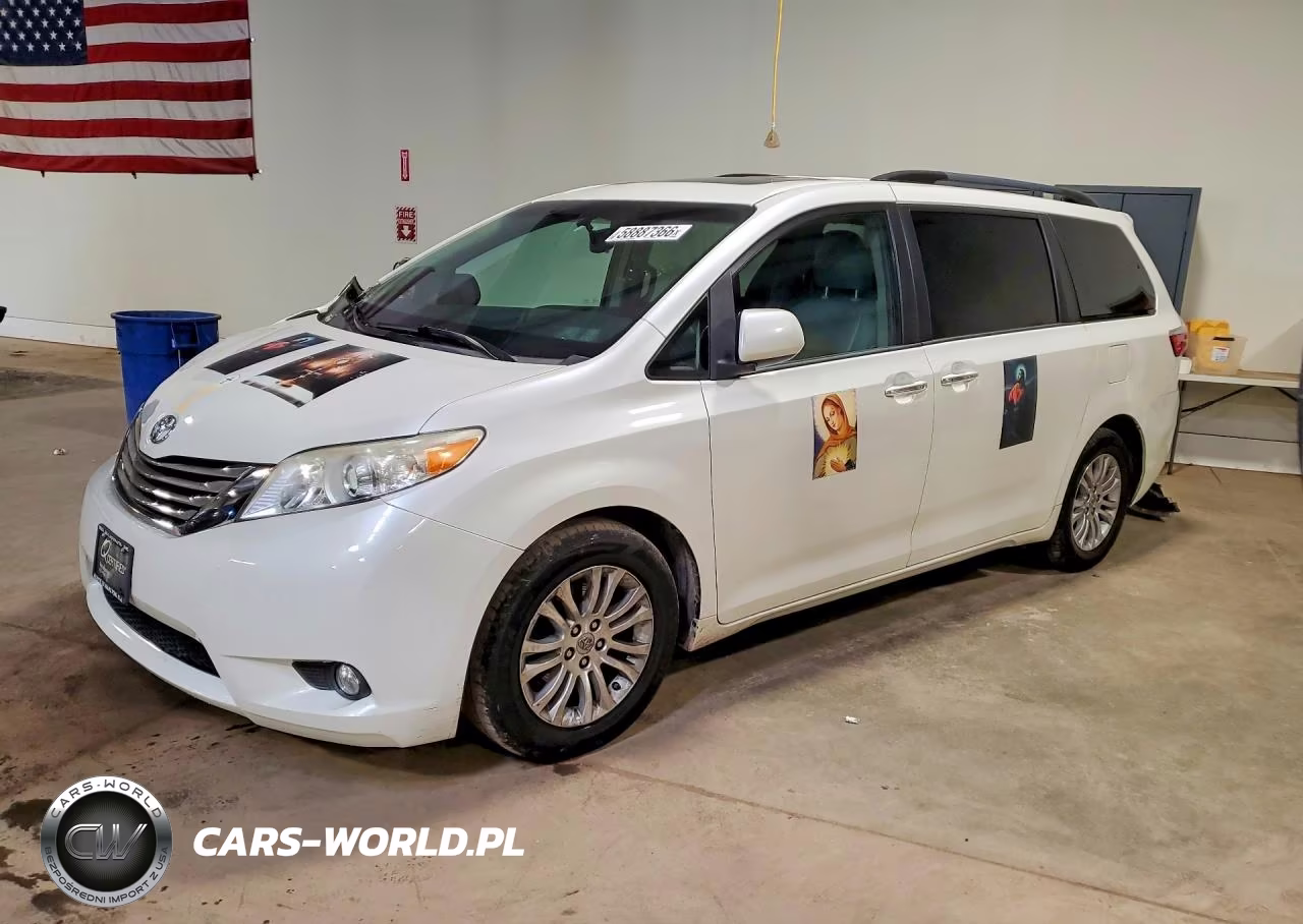 2016 Toyota Sienna Xle Premium 8-Passenger