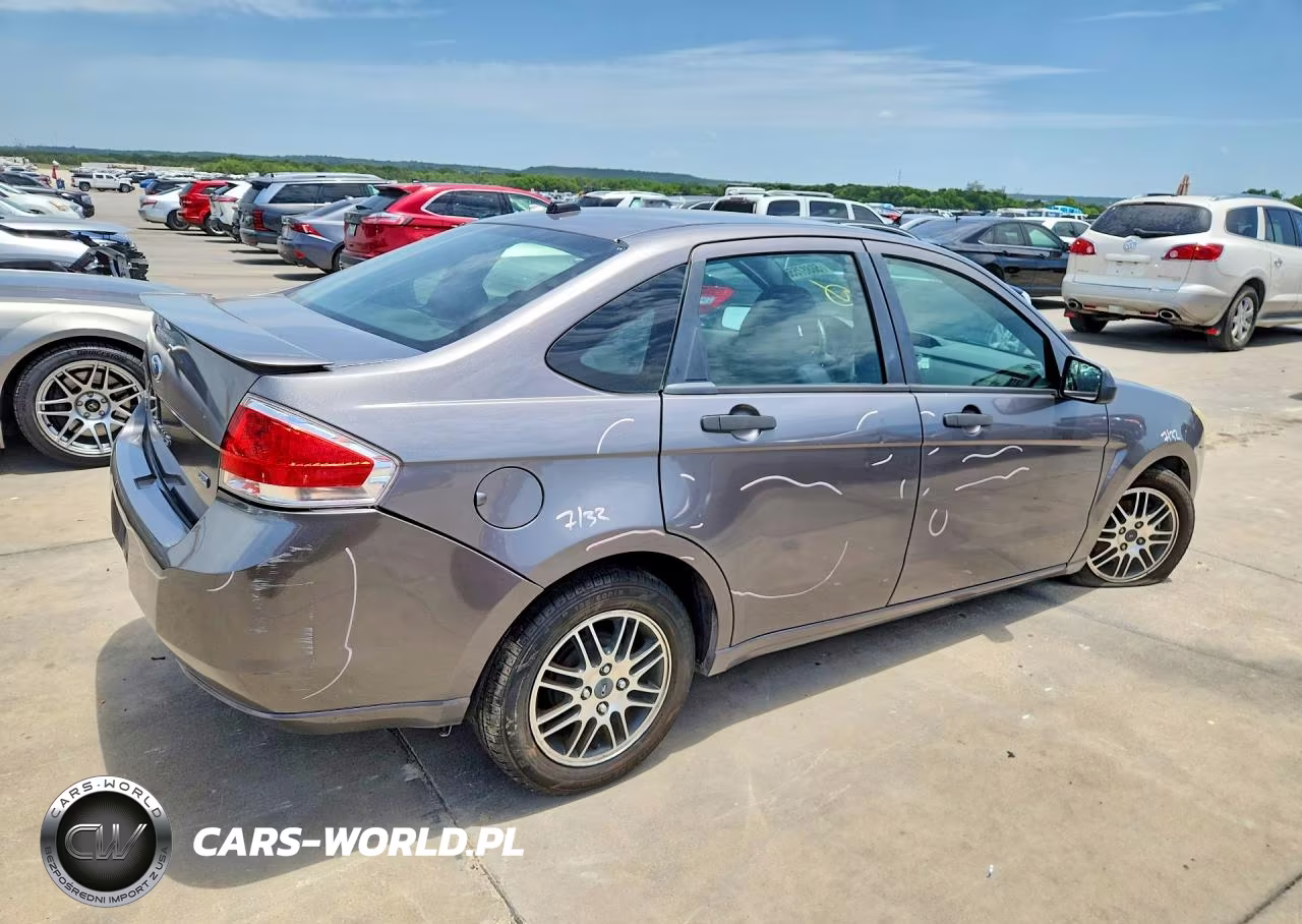 2011 Ford Focus Se VIN:1FAHP3FN6BW179427 - 3
