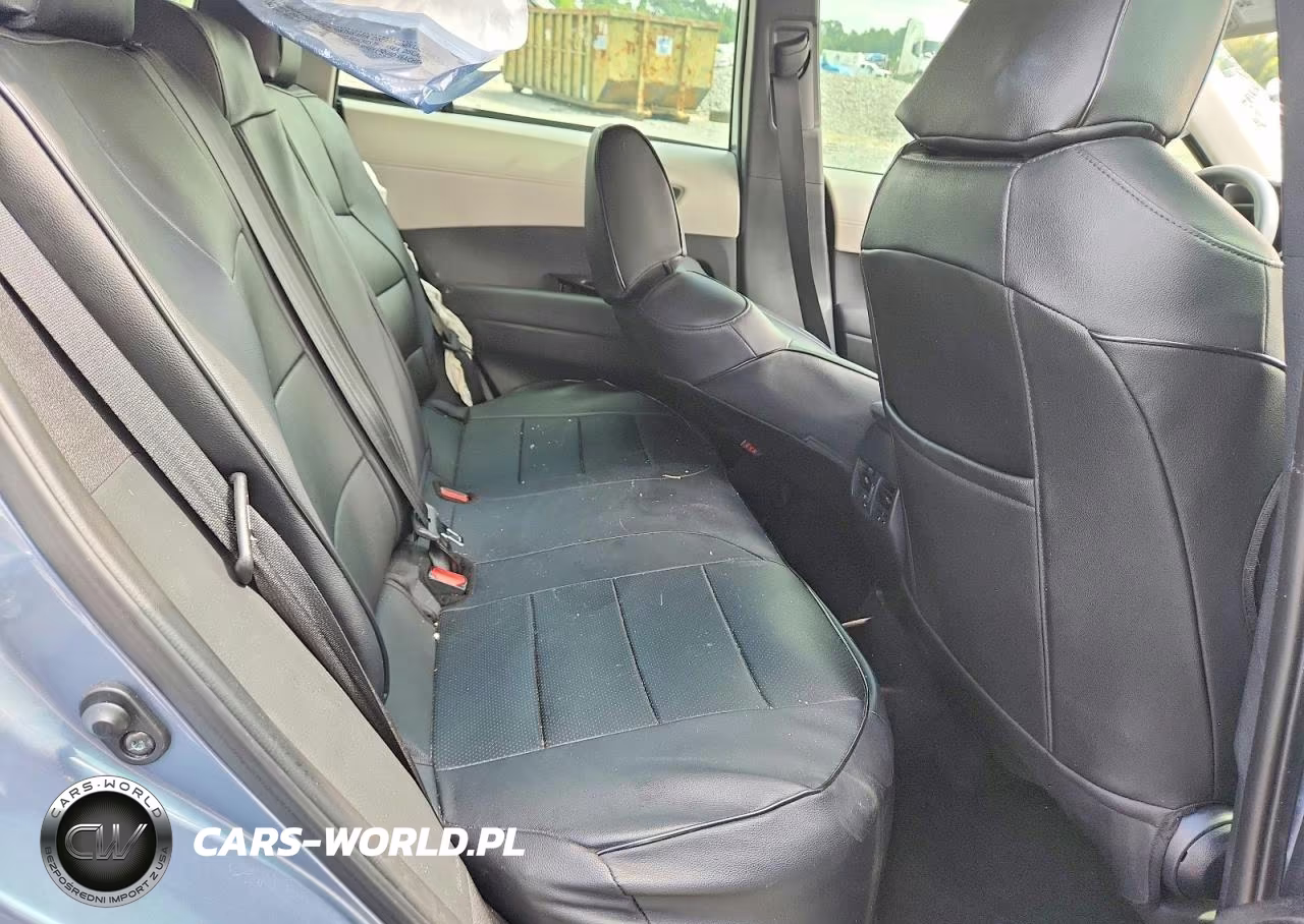 2022 Toyota Corolla Cross L VIN:7MUAAAAG9NV020566 - 10