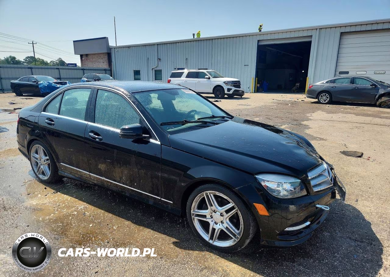 2011 Mercedes-Benz C 300 VIN:WDDGF5EB2BA522054 - 4