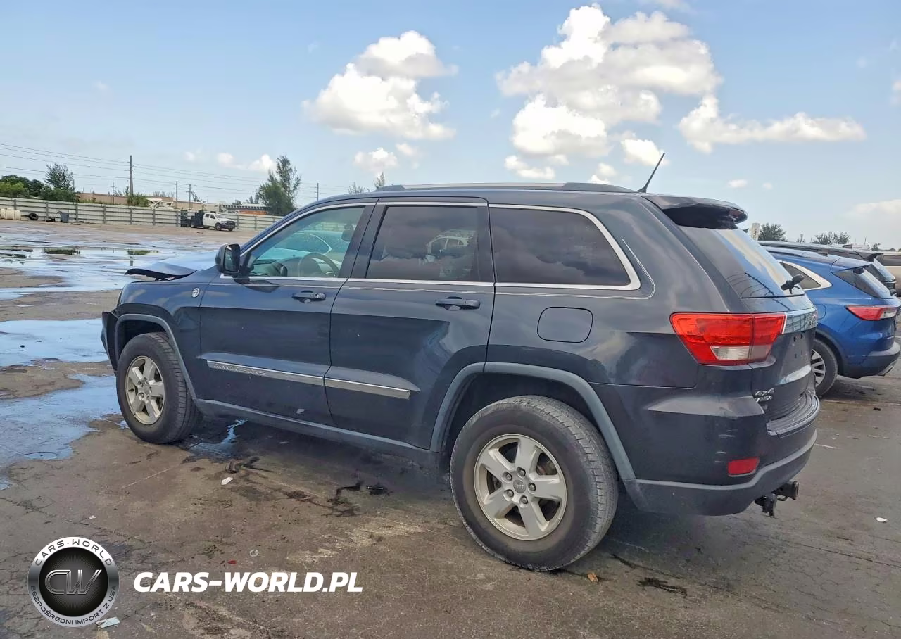 2013 Jeep Grand Cherokee Laredo VIN:1C4RJFAG8DC503086 - 2