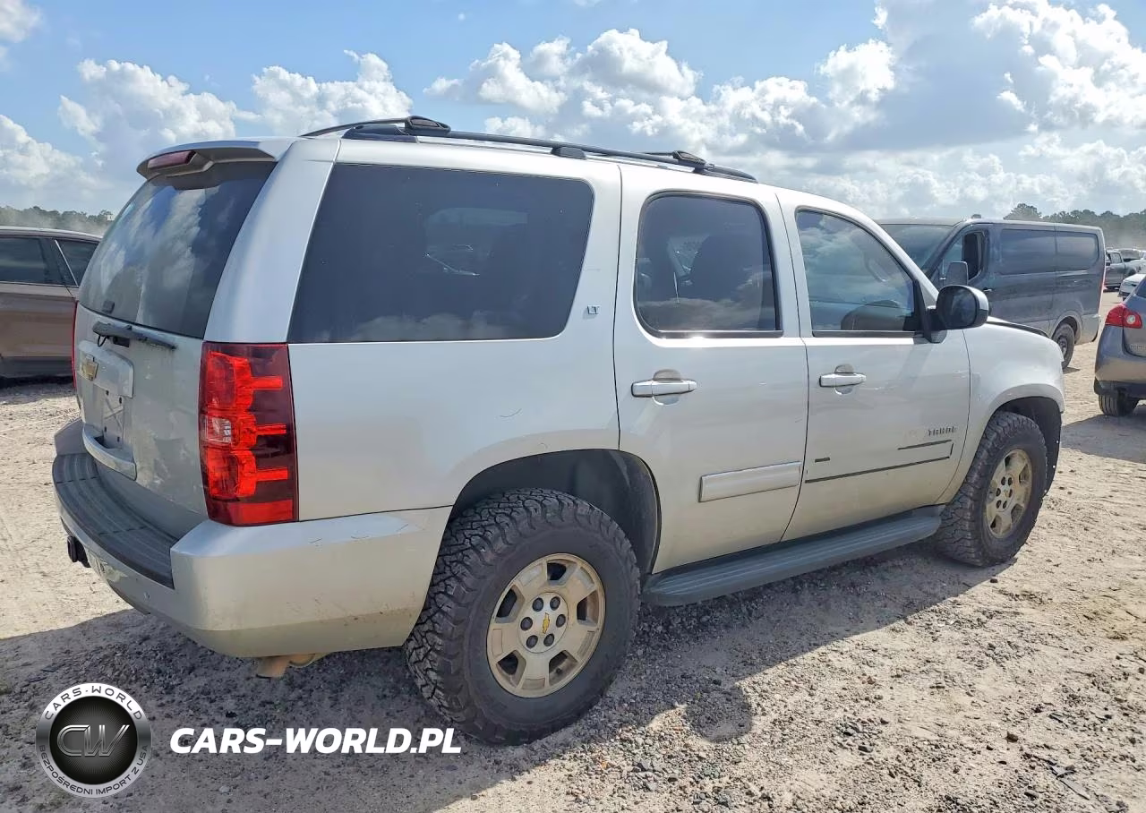 2011 Chevrolet Tahoe C1500 Lt VIN:1GNSCBE03BR253601 - 3