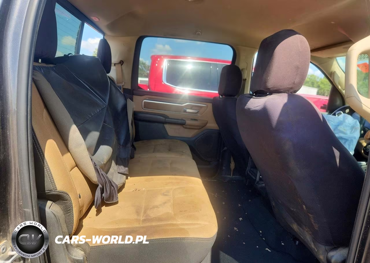 2019 Ram 1500 Big Horn VIN:1C6SRFFT3KN637299 - 10