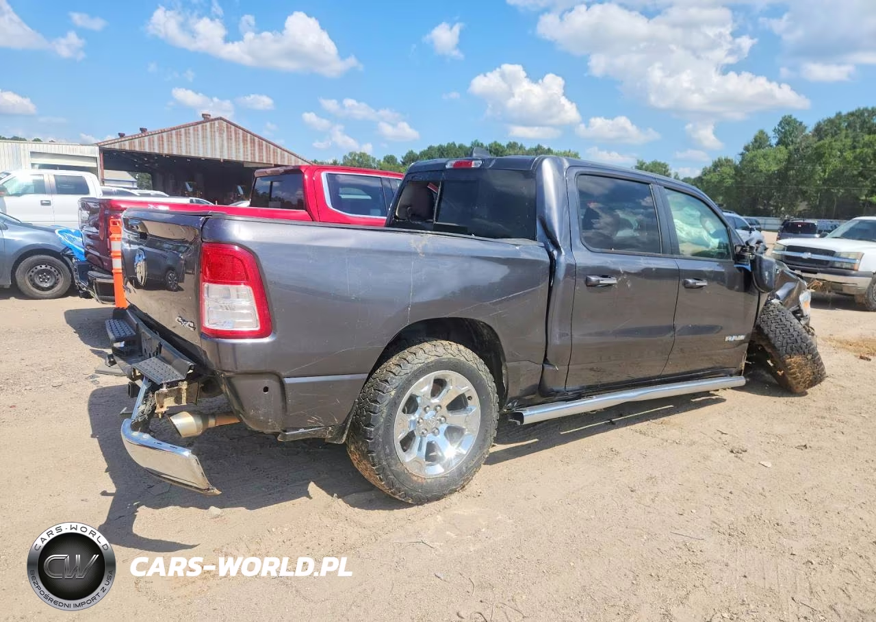 2019 Ram 1500 Big Horn VIN:1C6SRFFT3KN637299 - 3