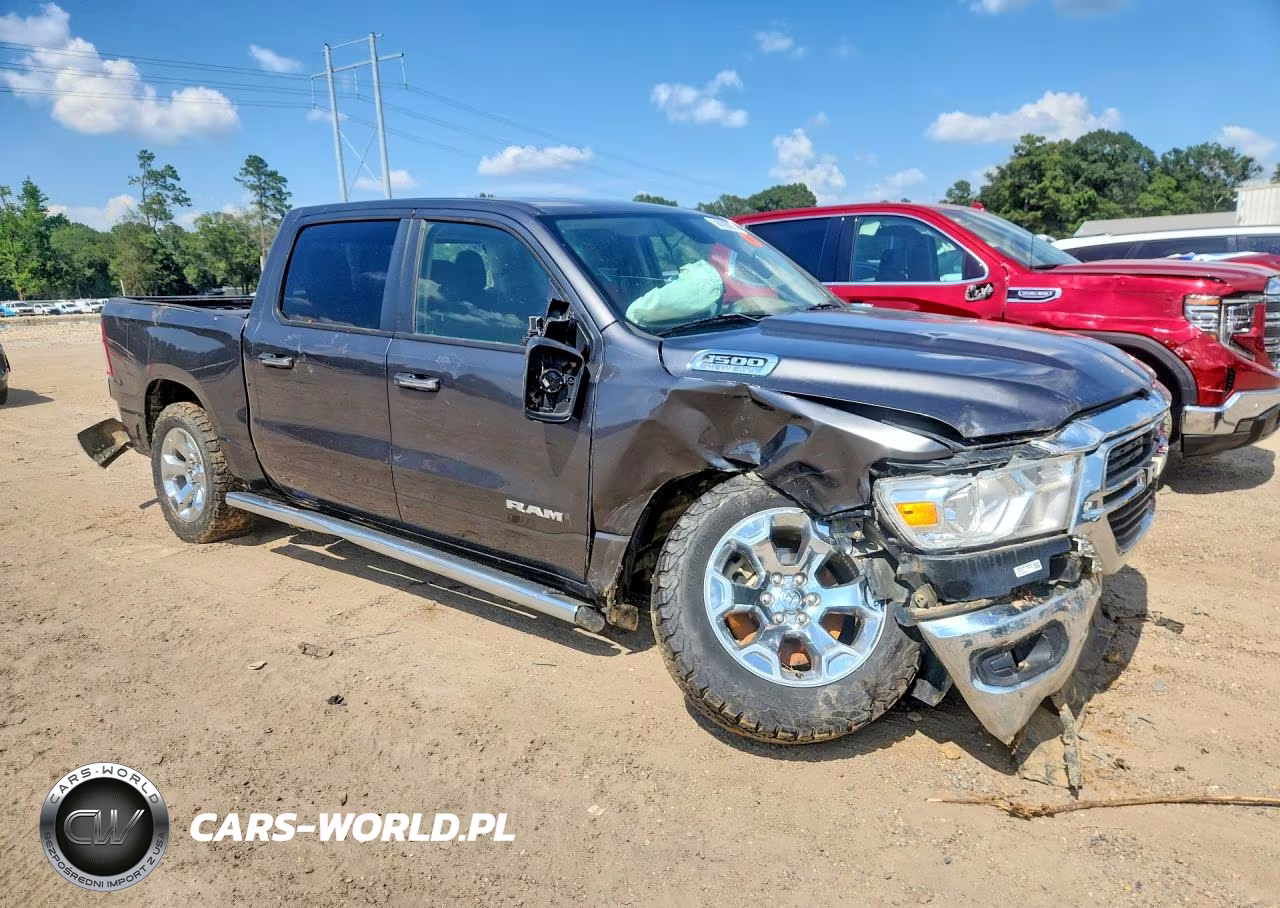 2019 Ram 1500 Big Horn VIN:1C6SRFFT3KN637299 - 4