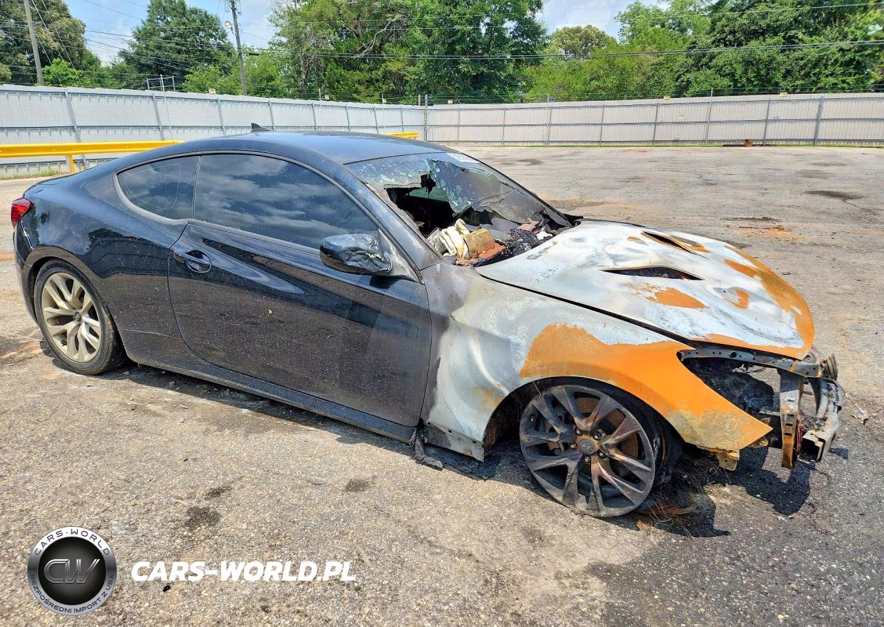 2014 Hyundai Genesis Coupe 2.0T VIN:KMHHT6KD7EU113937 - 4