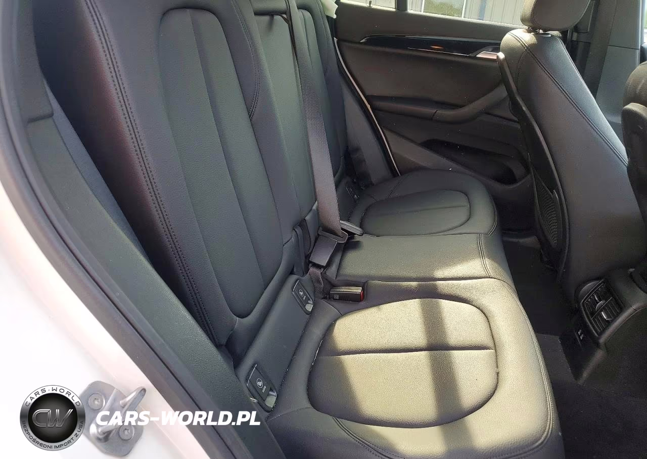 2019 BMW X1 xDrive28I VIN:WBXHT3C54K3H35834 - 11