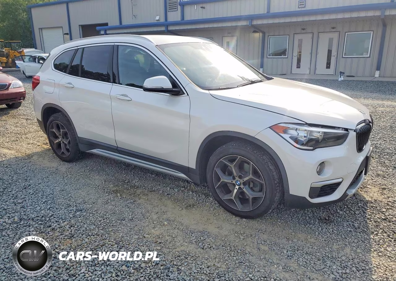 2019 BMW X1 xDrive28I VIN:WBXHT3C54K3H35834 - 4