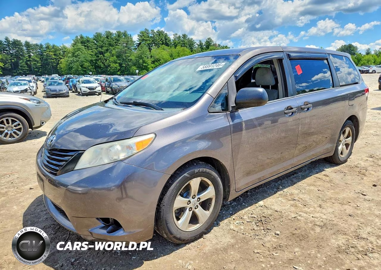 2013 Toyota Sienna L 7-Passenger – zdjęcie 1 z 13