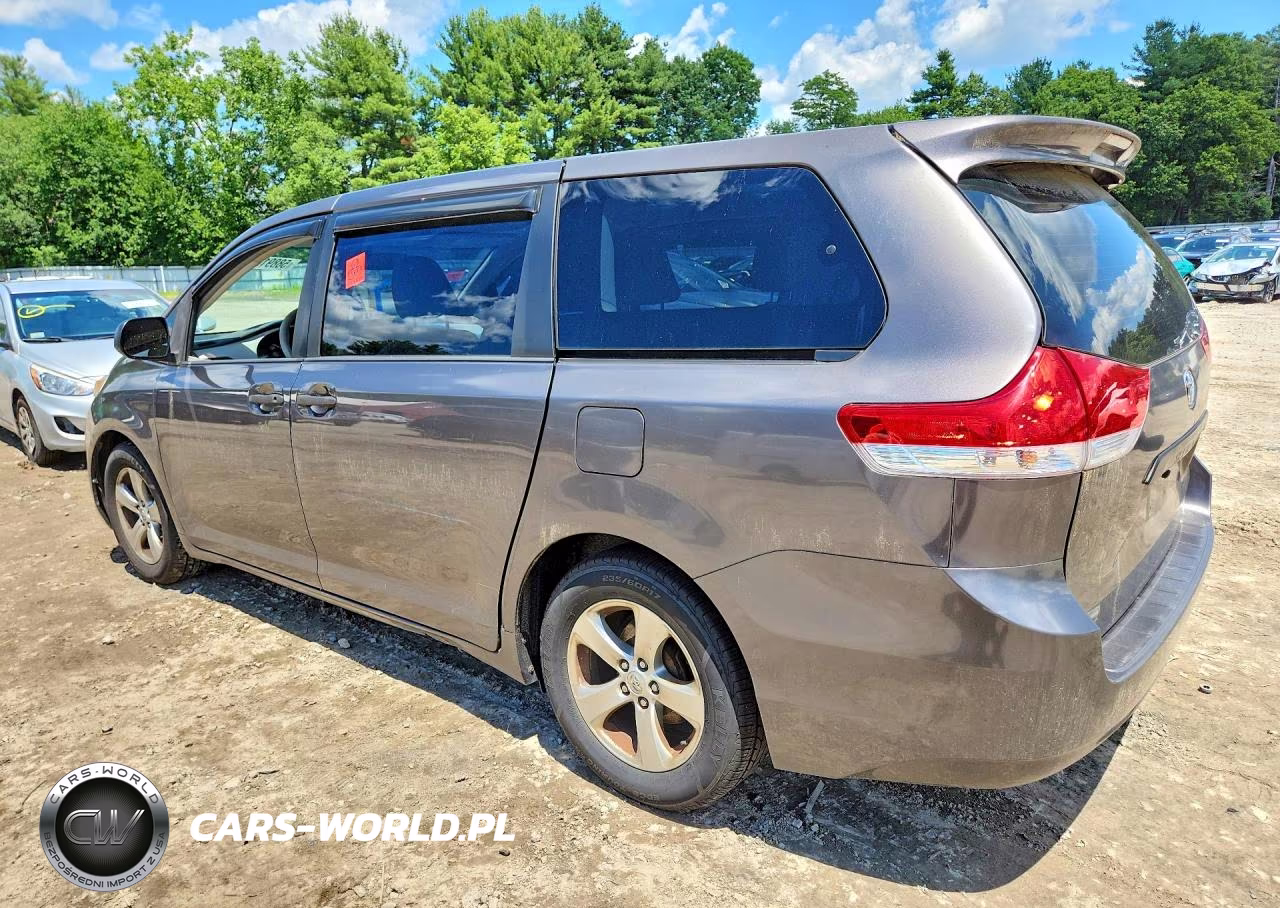 2013 Toyota Sienna L 7-Passenger VIN:5TDZK3DCXDS365568 - 2