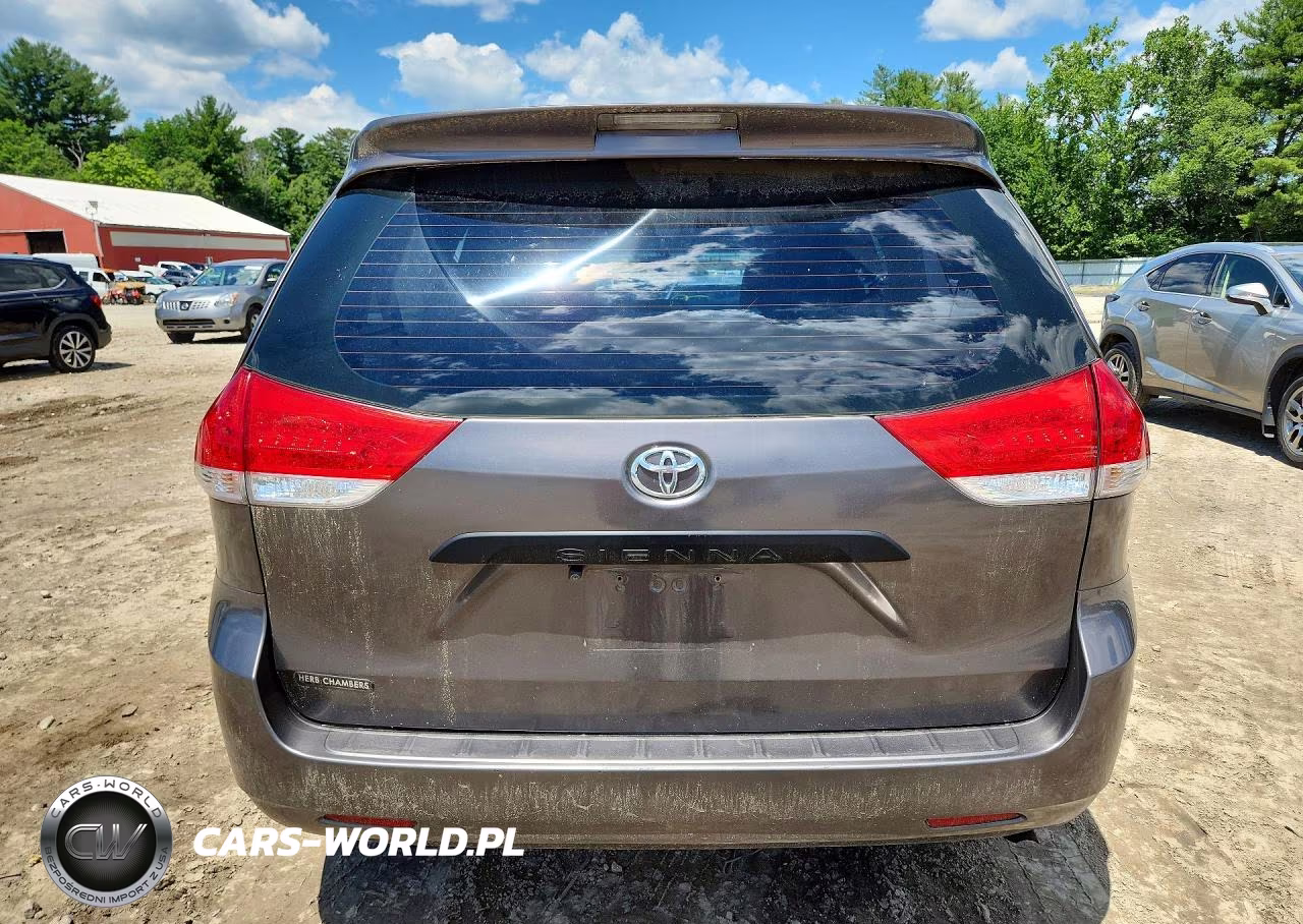 2013 Toyota Sienna L 7-Passenger VIN:5TDZK3DCXDS365568 - 6