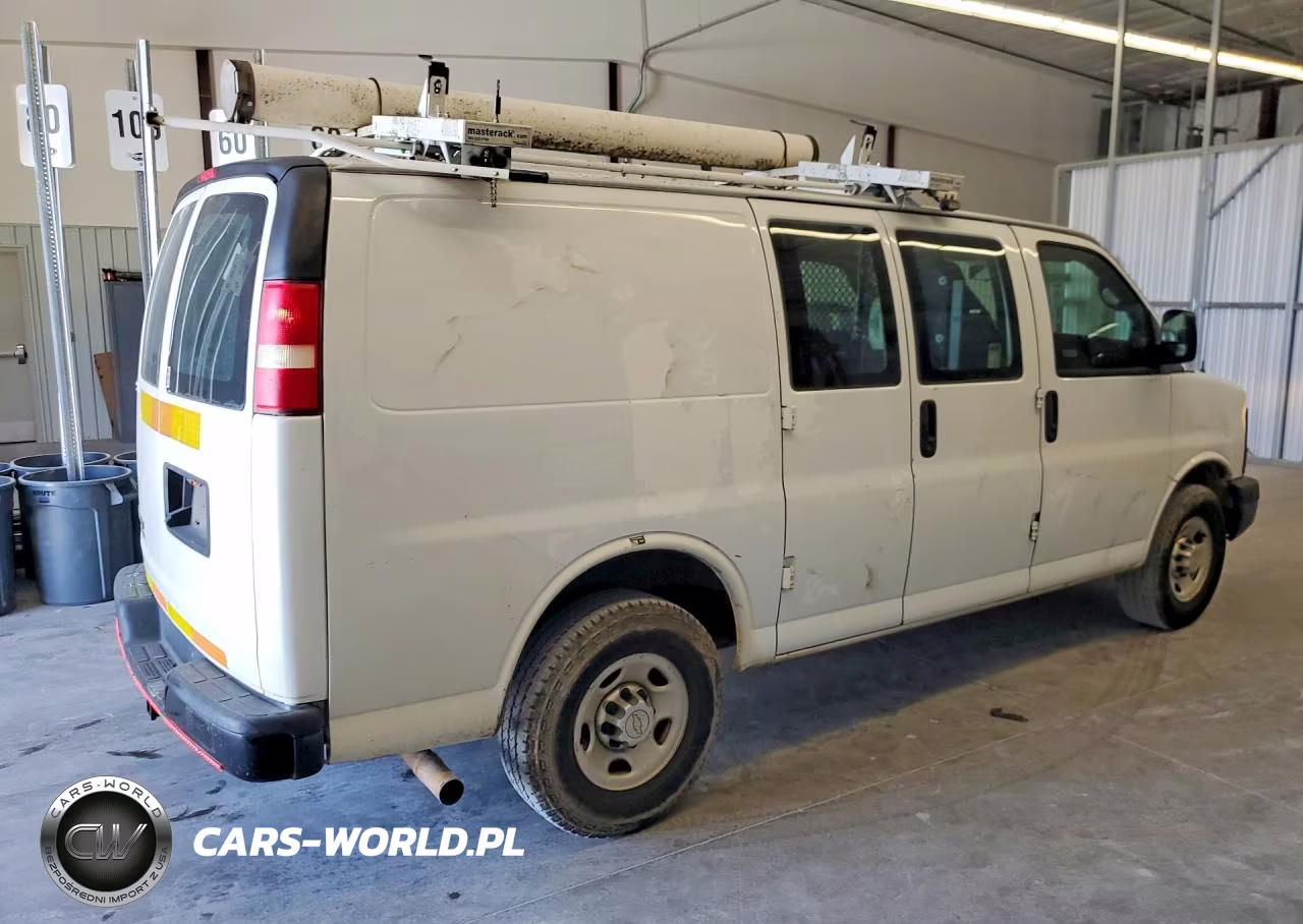 2013 Chevrolet Express G2500 VIN:1GCWGFCA4D1904298 - 3