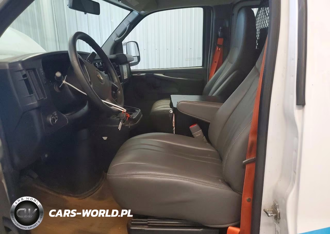 2013 Chevrolet Express G2500 VIN:1GCWGFCA4D1904298 - 7