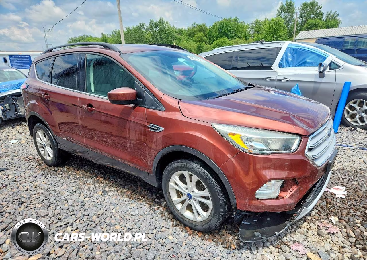 2018 Ford Escape Se VIN:1FMCU9GD0JUA04974 - 4