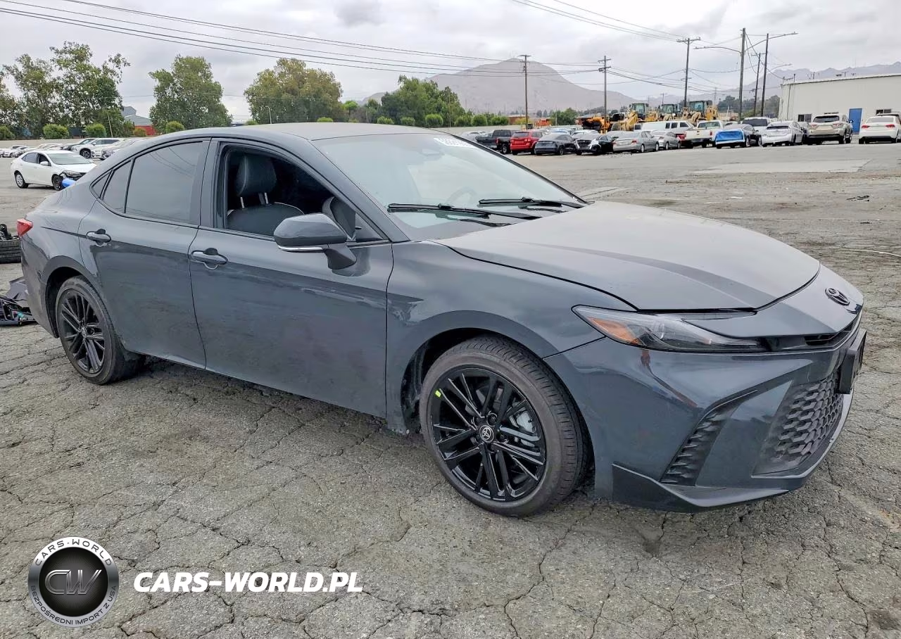 2025 Toyota Camry Se VIN:4T1DAACKXSU620167 - 4