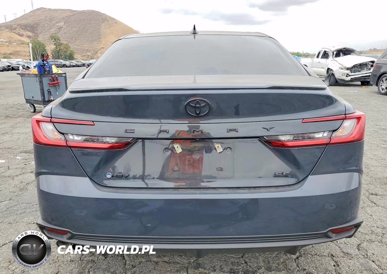 2025 Toyota Camry Se VIN:4T1DAACKXSU620167 - 6