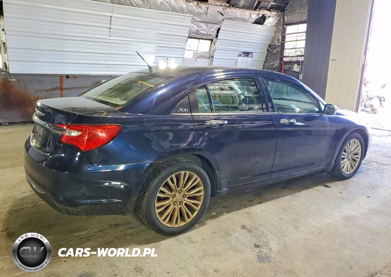 2012 Chrysler 200 VIN:1C3CCBCG6CN116808 - 3