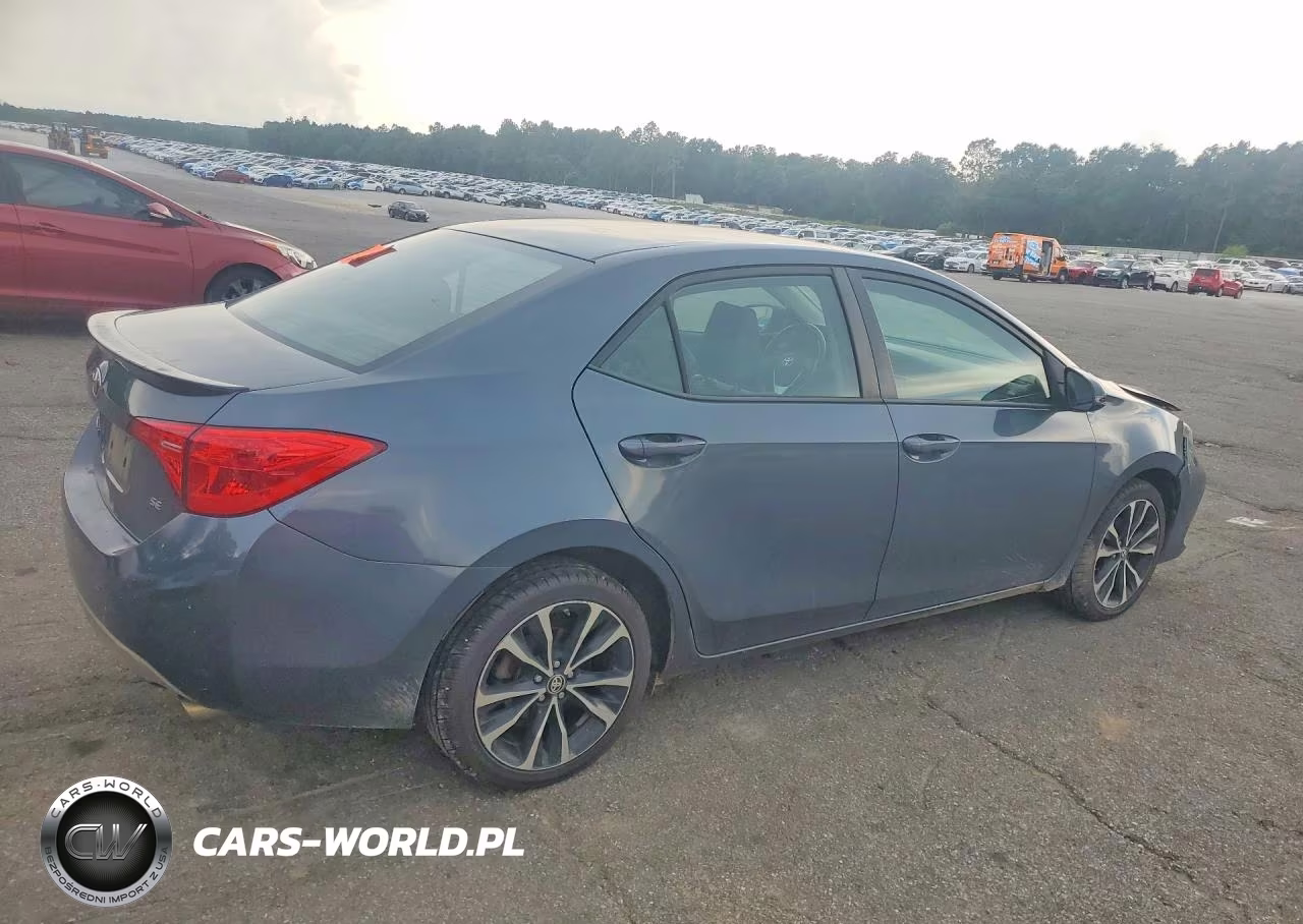 2018 Toyota Corolla Se VIN:5YFBURHE7JP793502 - 3