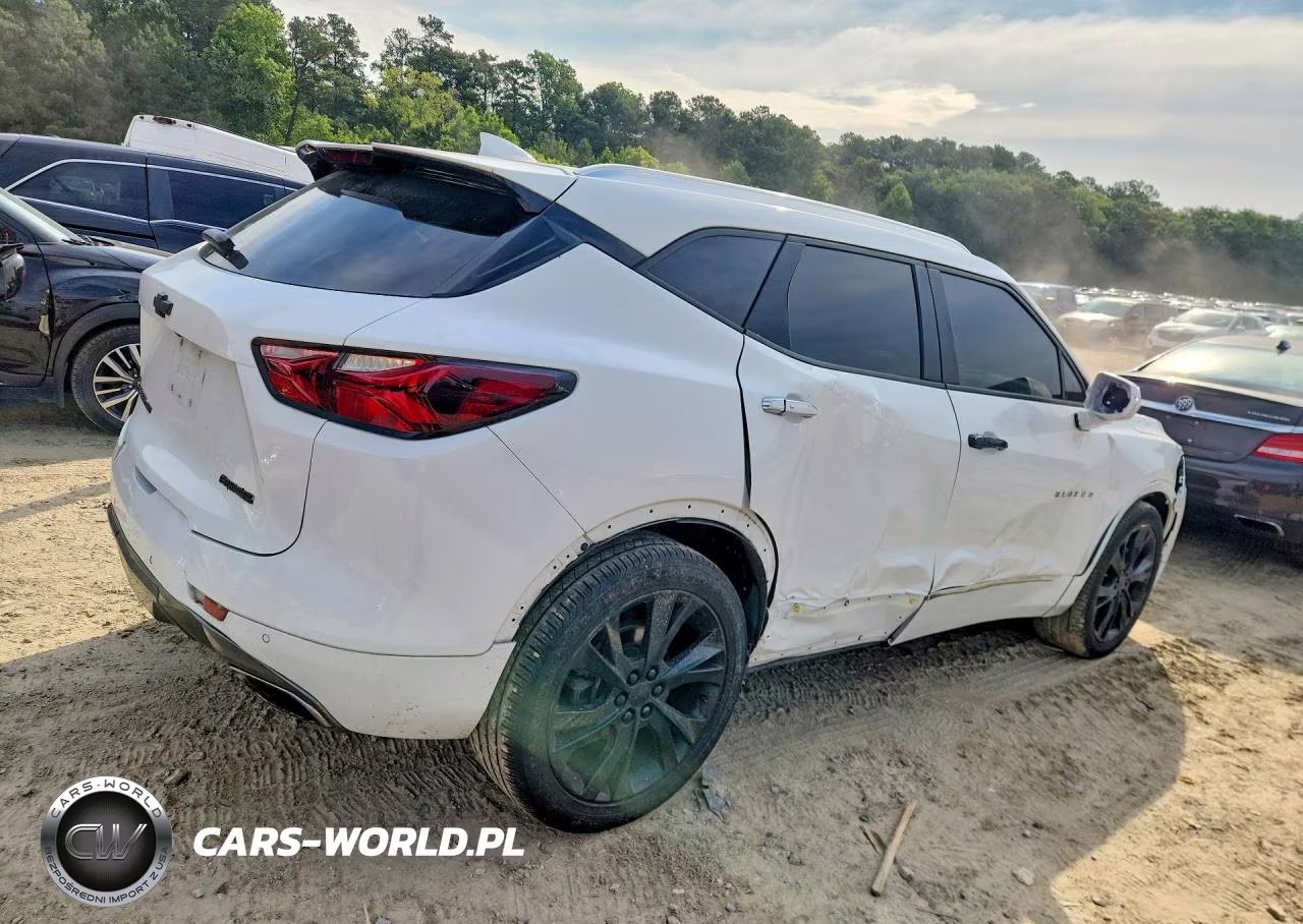 2019 Chevrolet Blazer Premier VIN:3GNKBKRS7KS641037 - 3