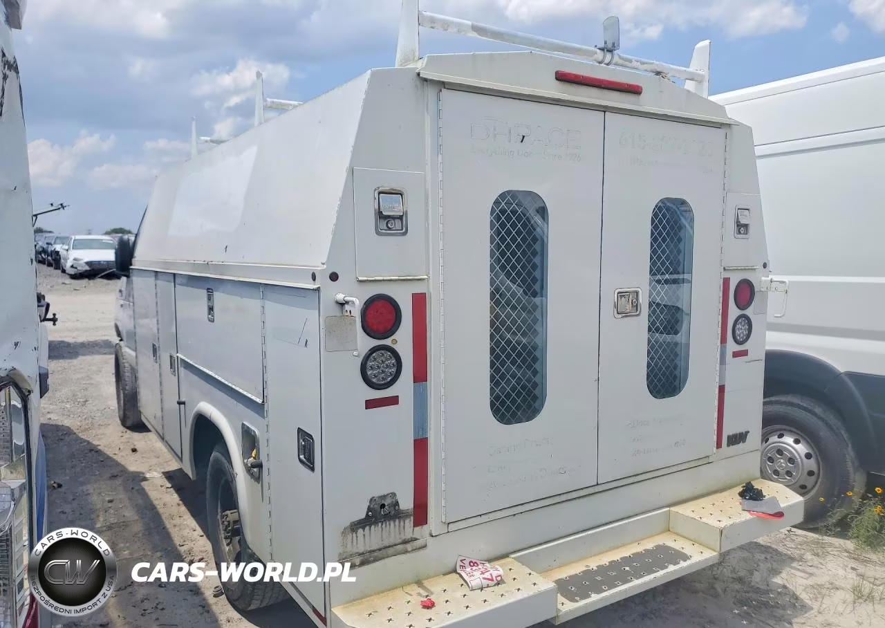 2013 Ford Econoline E350 Super Duty Cutaway Van VIN:1FDWE3FL4DDB13085 - 2