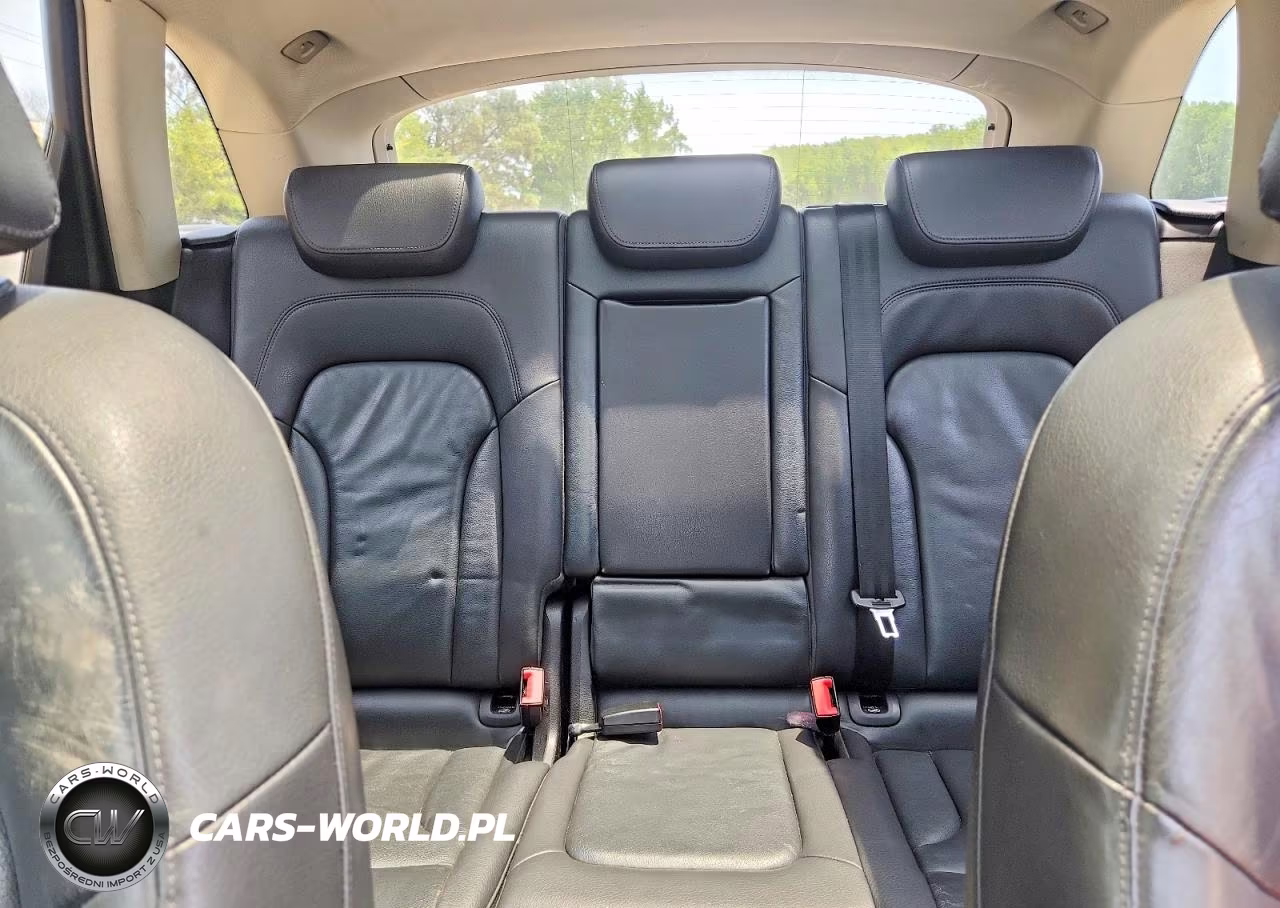 2010 Audi Q5 VIN:WA1CKAFP7AA087614 - 10