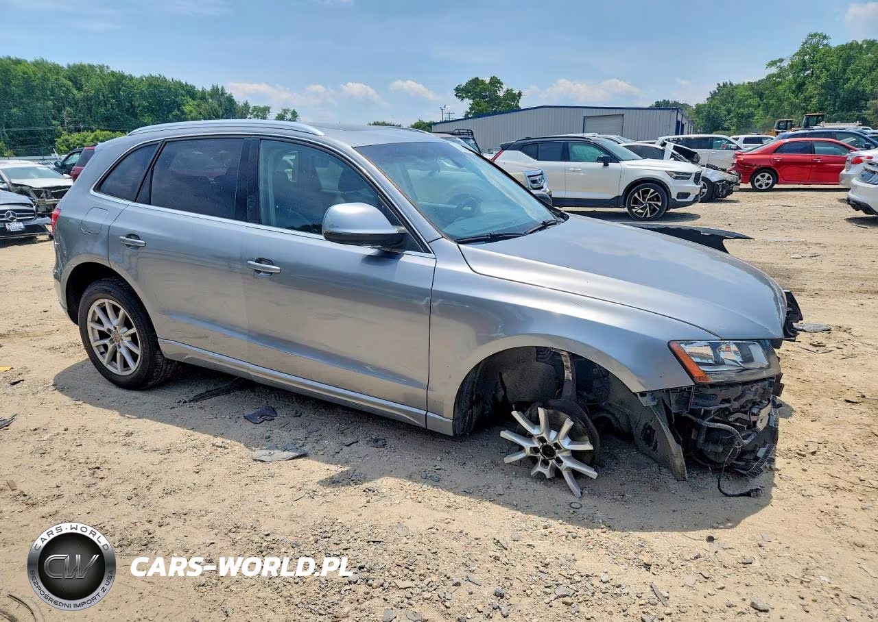 2010 Audi Q5 VIN:WA1CKAFP7AA087614 - 4