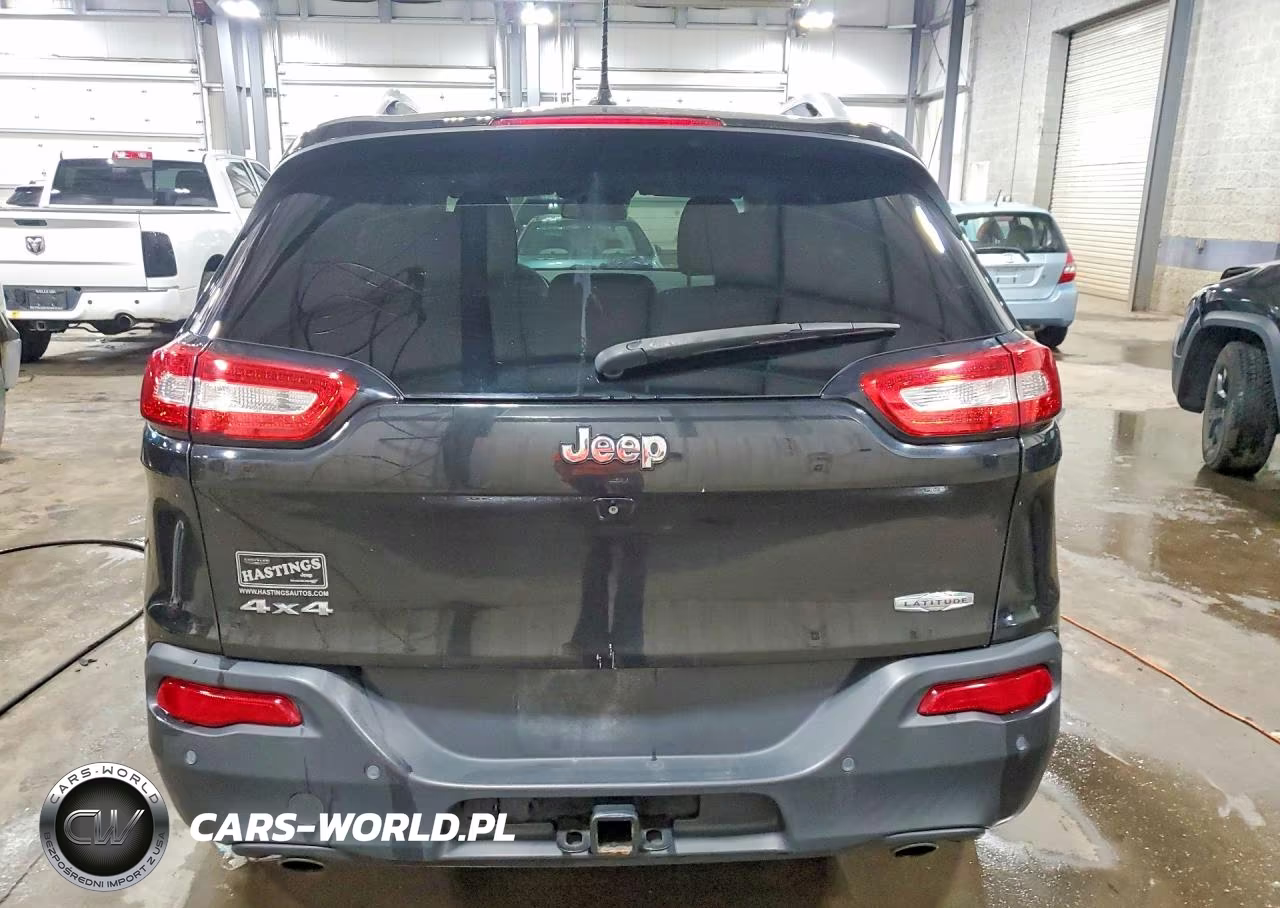 2014 Jeep Cherokee Latitude VIN:1C4PJMCS8EW100593 - 6