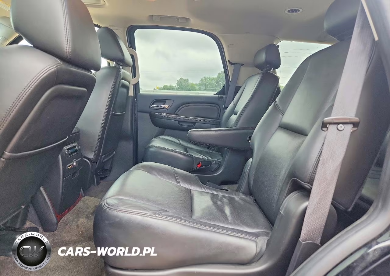2009 Cadillac Escalade Luxury VIN:1GYFK23289R197841 - 10
