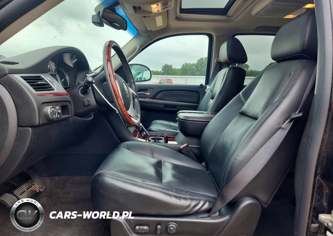 2009 Cadillac Escalade Luxury VIN:1GYFK23289R197841 - 7