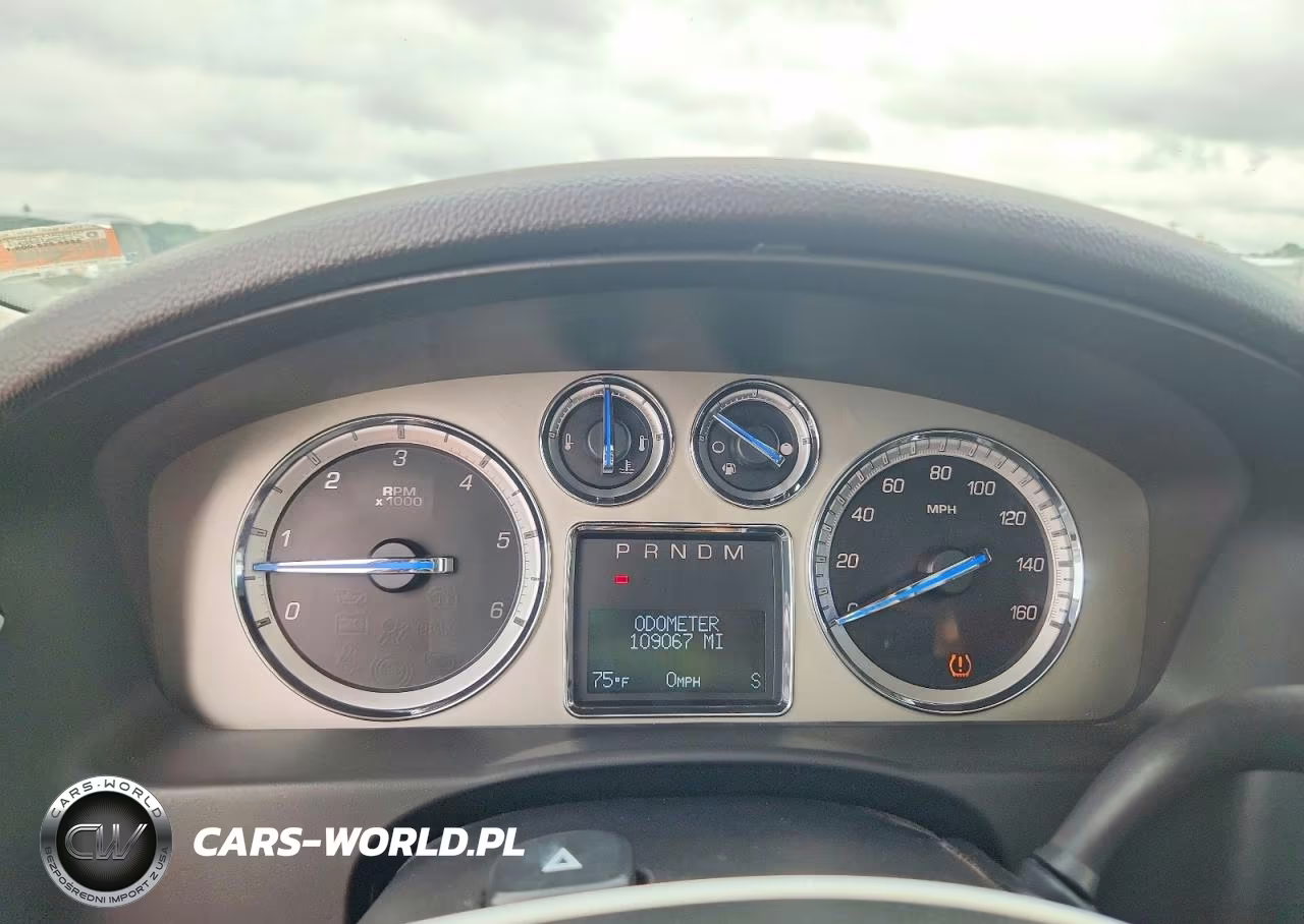 2009 Cadillac Escalade Luxury VIN:1GYFK23289R197841 - 9
