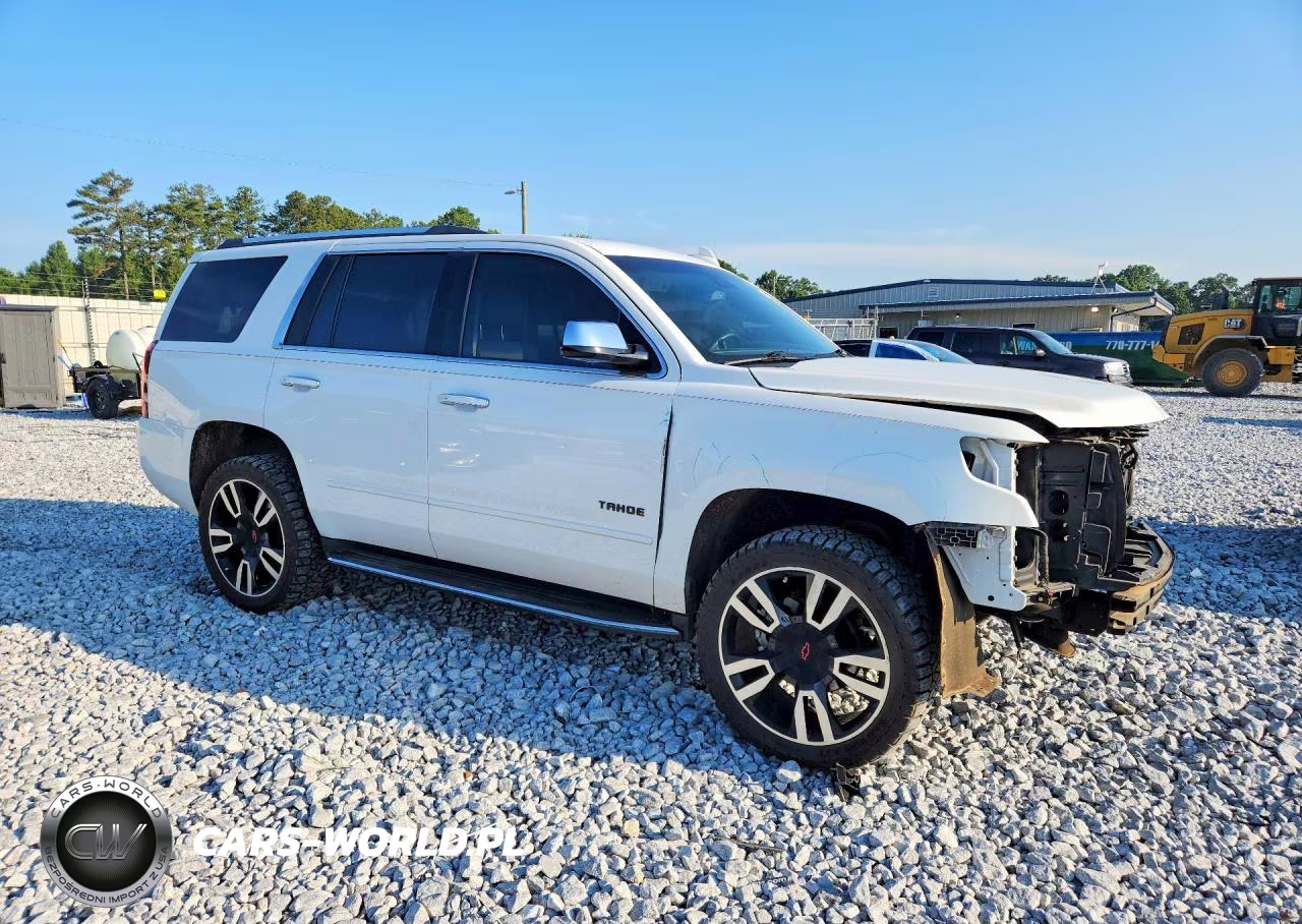 2018 Chevrolet Tahoe K1500 Premier VIN:1GNSKCKC4JR351655 - 4