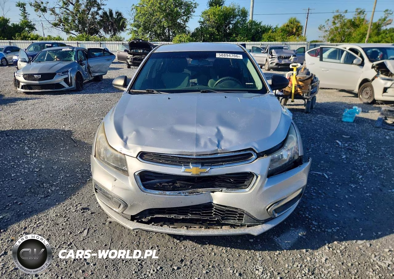 2015 Chevrolet Cruze Ls VIN:1G1PA5SH0F7192184 - 5