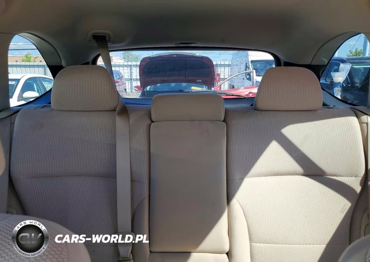2019 Subaru Outback 2.5I Premium VIN:4S4BSAFC4K3356104 - 10