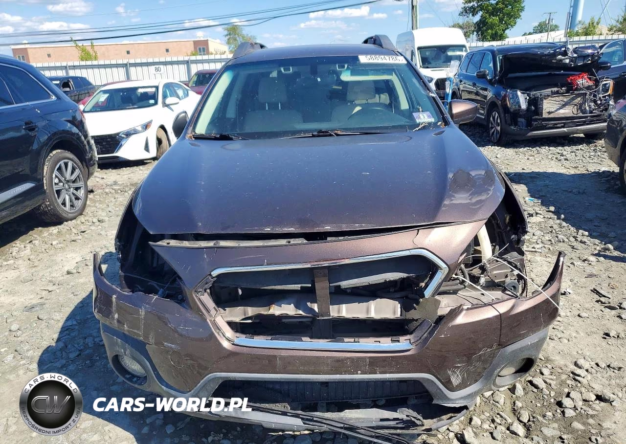 2019 Subaru Outback 2.5I Premium VIN:4S4BSAFC4K3356104 - 5