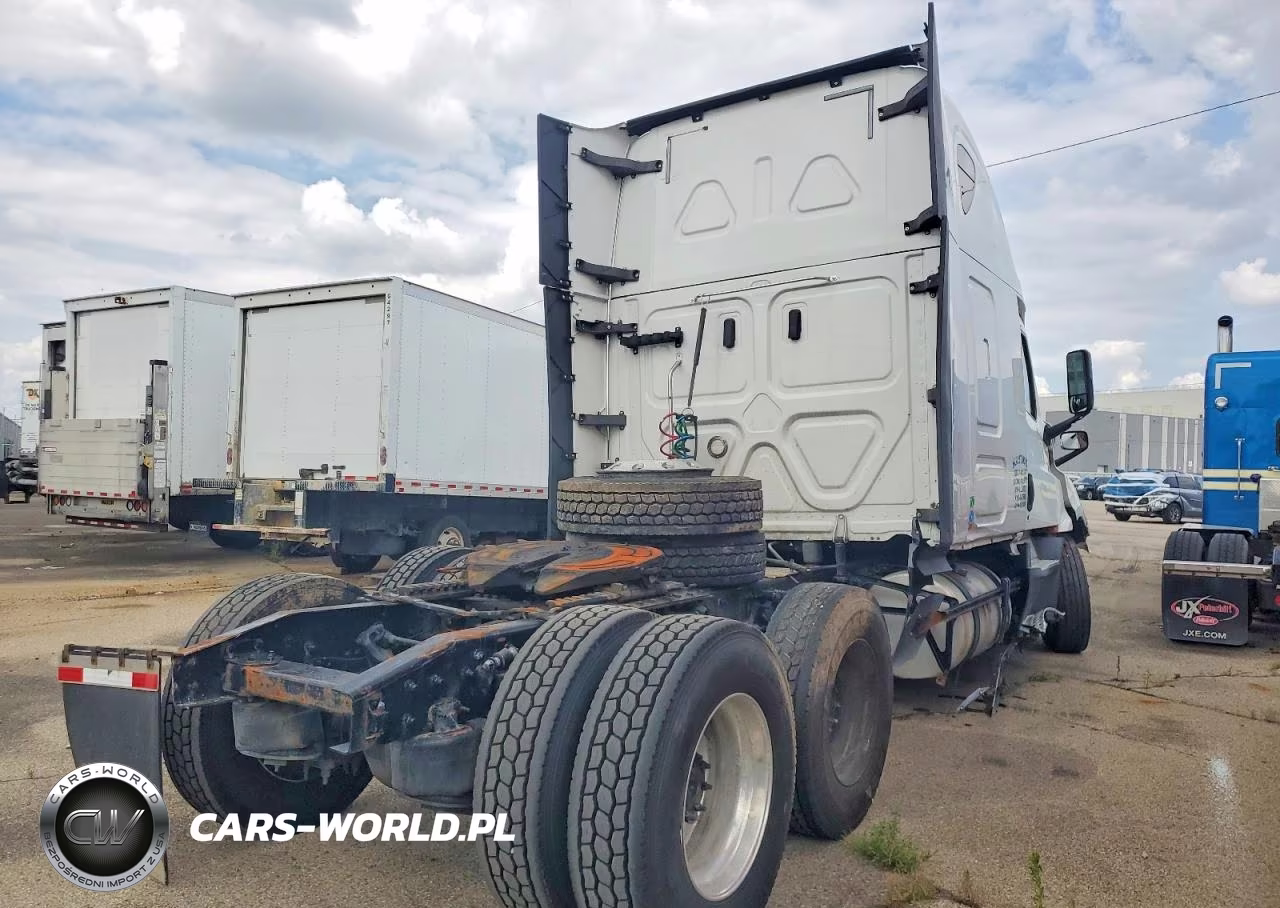 2020 Freightliner Cascadia 126 Semi Truck VIN:3AKJHHDR6LSLL0827 - 4