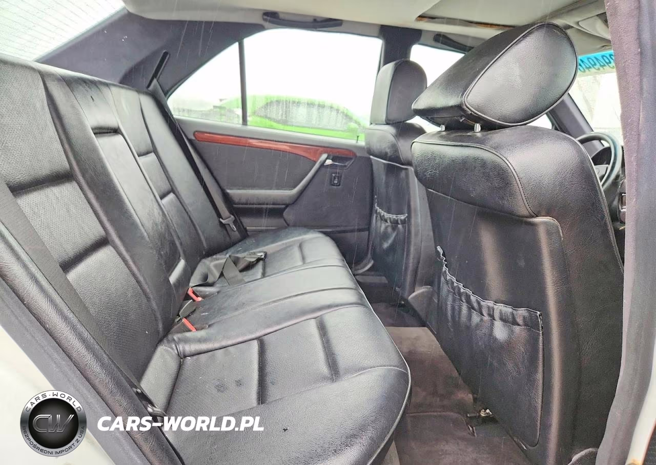 1994 Mercedes-Benz C 220 VIN:WDBHA22E8RF038203 - 10